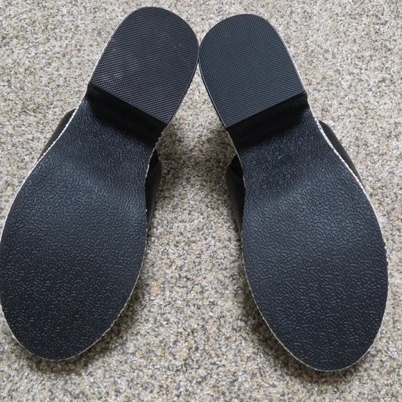 Corkys Wedge, Size 9 - Picture 7 of 11